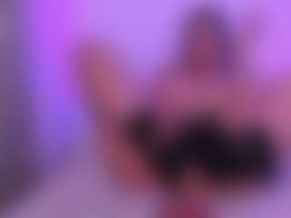 Live cam show with tellmemaddiee - Strapon on Camsoda