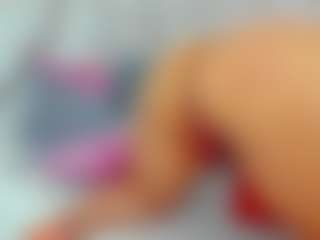 Victoriaarouss47 MILF webcam performer live streaming
