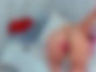 Live cam show with Victoriaarouss47 - Mature on crypto-cams