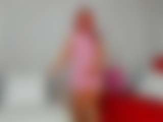 Live cam show with Victoriaarouss47 - Middle Aged on Camsoda