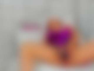 Live cam show with Victoriaarouss47 - Red Hair on Camsoda