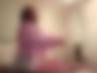 Live cam show with Chloe - Green Eyes on Mixed Magazine Live