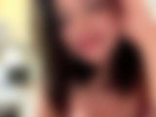 AveryHubric's Live Sex Cam Show