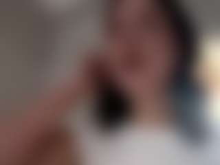 AveryHubric's Live Sex Cam Show