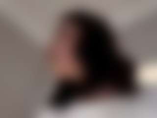AveryHubric's Live Sex Cam Show