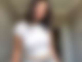 AveryHubric's Live Sex Cam Show