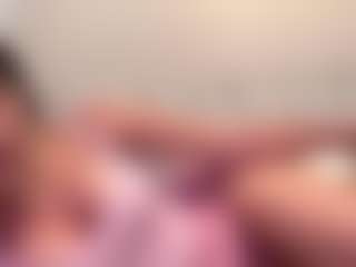 AveryHubric's Live Sex Cam Show