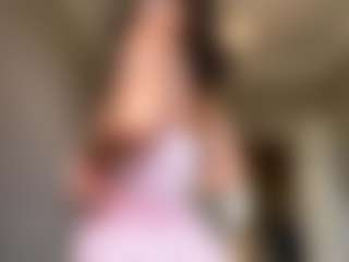 AveryHubric's Live Sex Cam Show