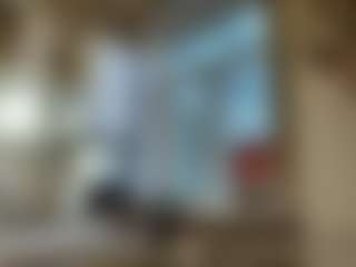 Live cam show with AveryHubric - Squirt Young Adult on Dolls Live