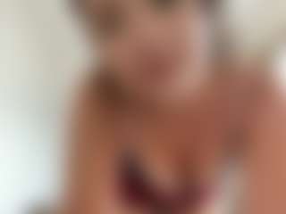 Live cam show with AveryHubric - BBW on slutload