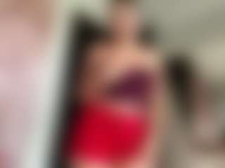 AveryHubric's Live Sex Cam Show