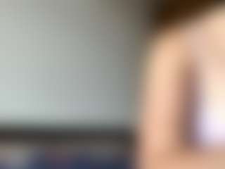 AveryHubric's Live Sex Cam Show