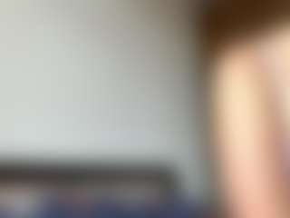 AveryHubric's Live Sex Cam Show