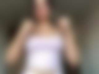 AveryHubric's Live Sex Cam Show