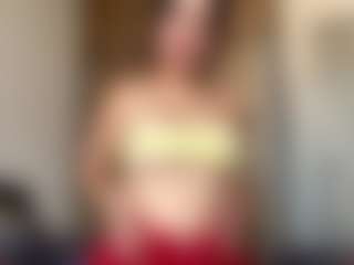 AveryHubric's Live Sex Cam Show