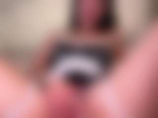 AveryHubric's Live Sex Cam Show
