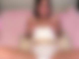 Live cam show with AveryHubric - College on CamwithHer