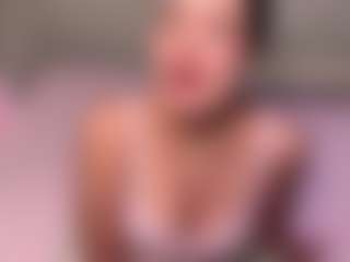 Live cam show with AveryHubric - Average on Nude Chat * 1 On 1 Webcam Sex * Live Cam Show