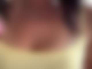 AveryHubric's Live Sex Cam Show