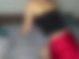 Live cam show with CierraLampel - Blonde Hair on Chatstar