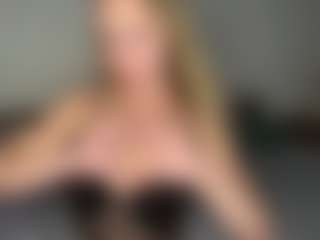 CierraLampel's Live Sex Cam Show