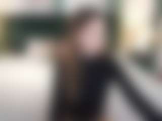 Live cam show with CyrenaLuxe - New Big Ass on AdultVida.com