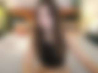 Live cam show with CyrenaLuxe - Thin on live.xbliss.ai