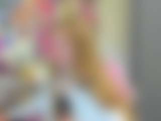 Live cam show with Eda-Viks - Striptease on StripNow