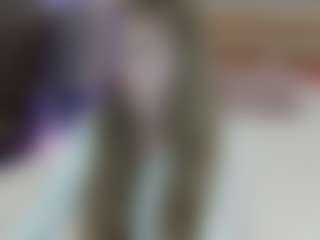 Live cam show with Eda-Viks - College on Camsoda