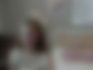 Live cam show with Eda-Viks - Oil on Uber Horny