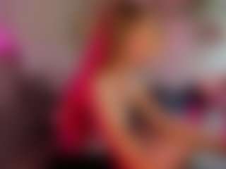 Live cam show with Eda-Viks - Pretty on Camsoda