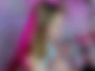 Live cam show with Eda-Viks - Twerking on xblisslive.com