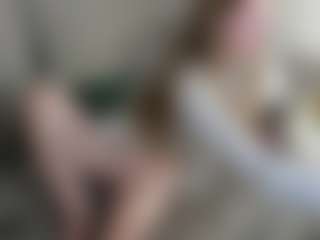 Live cam show with Eda-Viks - Twerking on CamSextacy