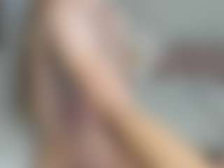 Live cam show with Eda-Viks - Twerking on xfollow cams