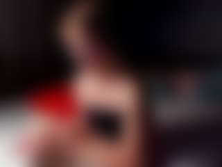 Live cam show with Eda-Viks - Spanks on madthumbs