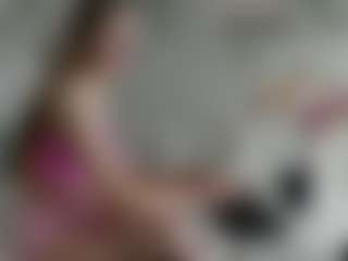 Live cam show with Eda-Viks - Twerking on Dare Cams