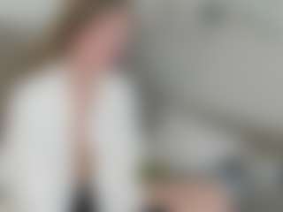 Live cam show with Eda-Viks - Stockings on CamwithHer