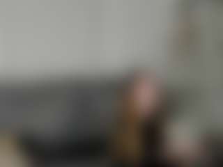 Live cam show with Eda-Viks - Twerking on chickslive.net