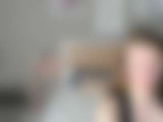 Live-camshow met Eda-Viks - Body Massage op Camsoda