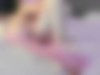 Live cam show with Eda-Viks - Sensual on Big Tits