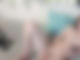 Live cam show with Eda-Viks - Pretty on Dolls Live