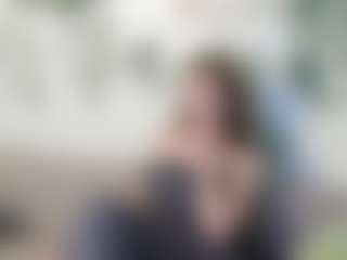 Live cam show with Eda-Viks - Pretty on intimatelivegirls.com