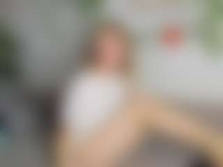 Live cam show with Eda-Viks - Erotic Dance on Dare Cams
