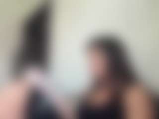 GiuseppinaHuba's Live Sex Cam Show