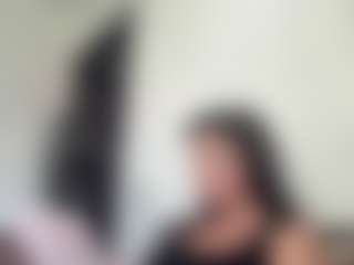 Live cam show with GiuseppinaHuba - Young Adult on StripNow