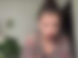 GiuseppinaHuba's Live Sex Cam Show