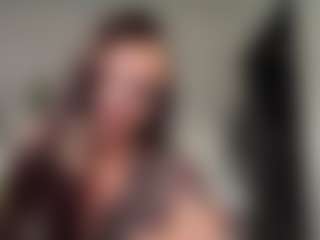 GiuseppinaHuba's Live Sex Cam Show