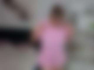 Live cam show with IlaLeftridge - Big Ass Teen (18+) on Gym Cam Girls