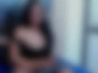 Ivonnee27's Live Sex Cam Show