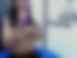 Ivonnee27's Live Sex Cam Show